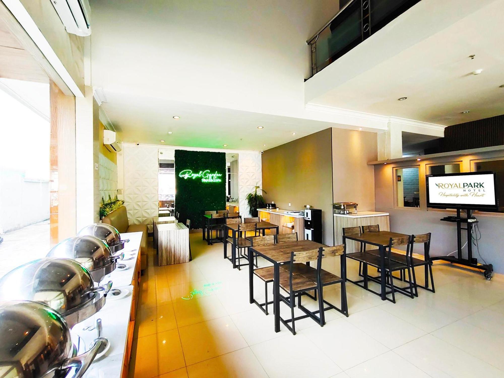 Royal Park Hotel Samarinda Zewnętrze zdjęcie
