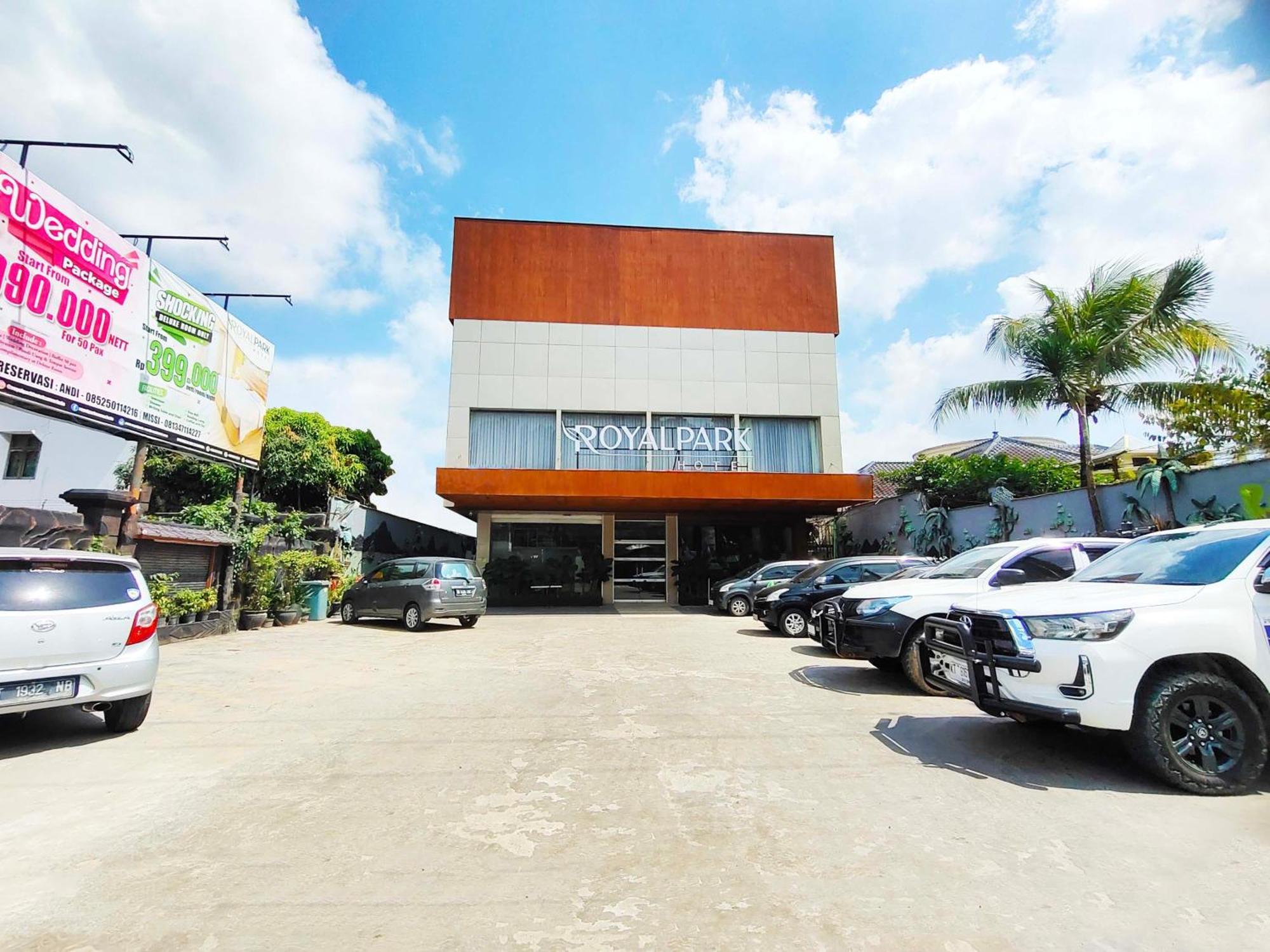 Royal Park Hotel Samarinda Zewnętrze zdjęcie