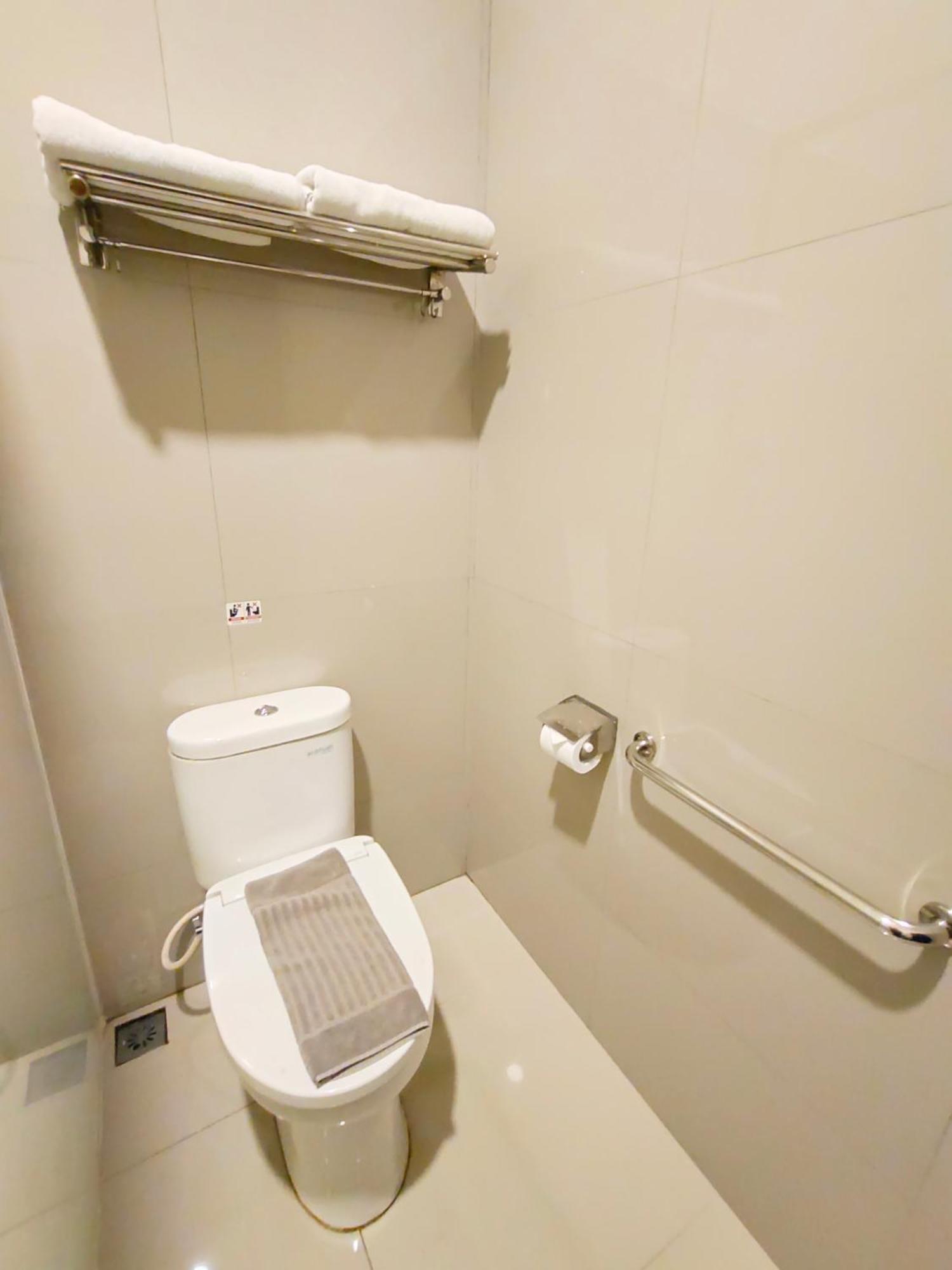 Royal Park Hotel Samarinda Zewnętrze zdjęcie