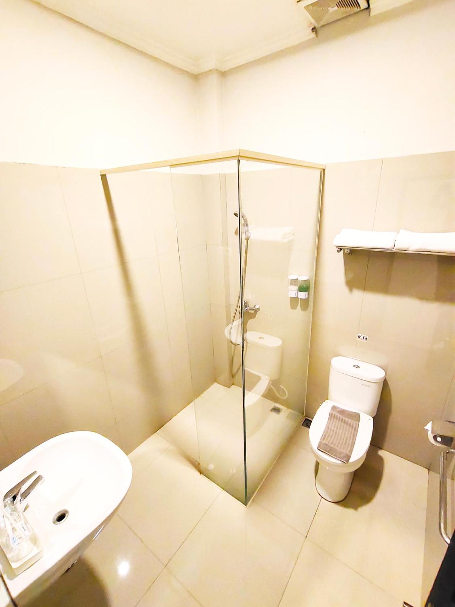 Royal Park Hotel Samarinda Zewnętrze zdjęcie
