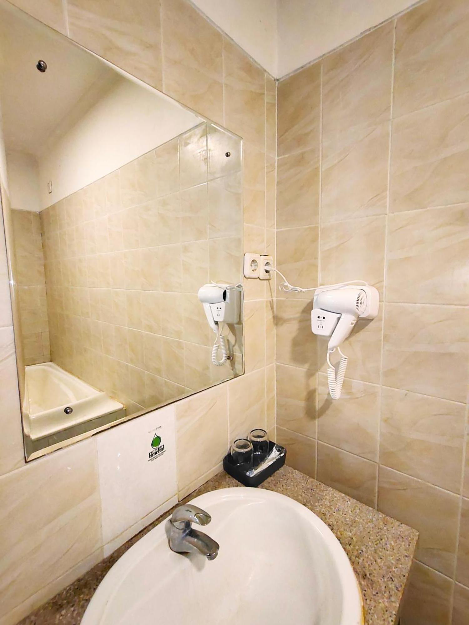 Royal Park Hotel Samarinda Zewnętrze zdjęcie